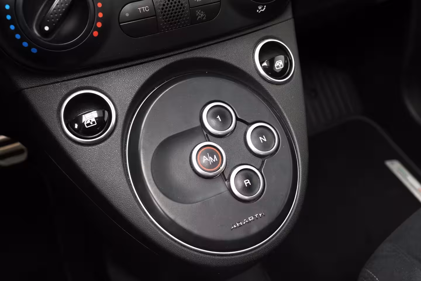 Abarth 595 Competizione 1.4 T-Jet |Pano|Carpay|Sabelt Stoel|