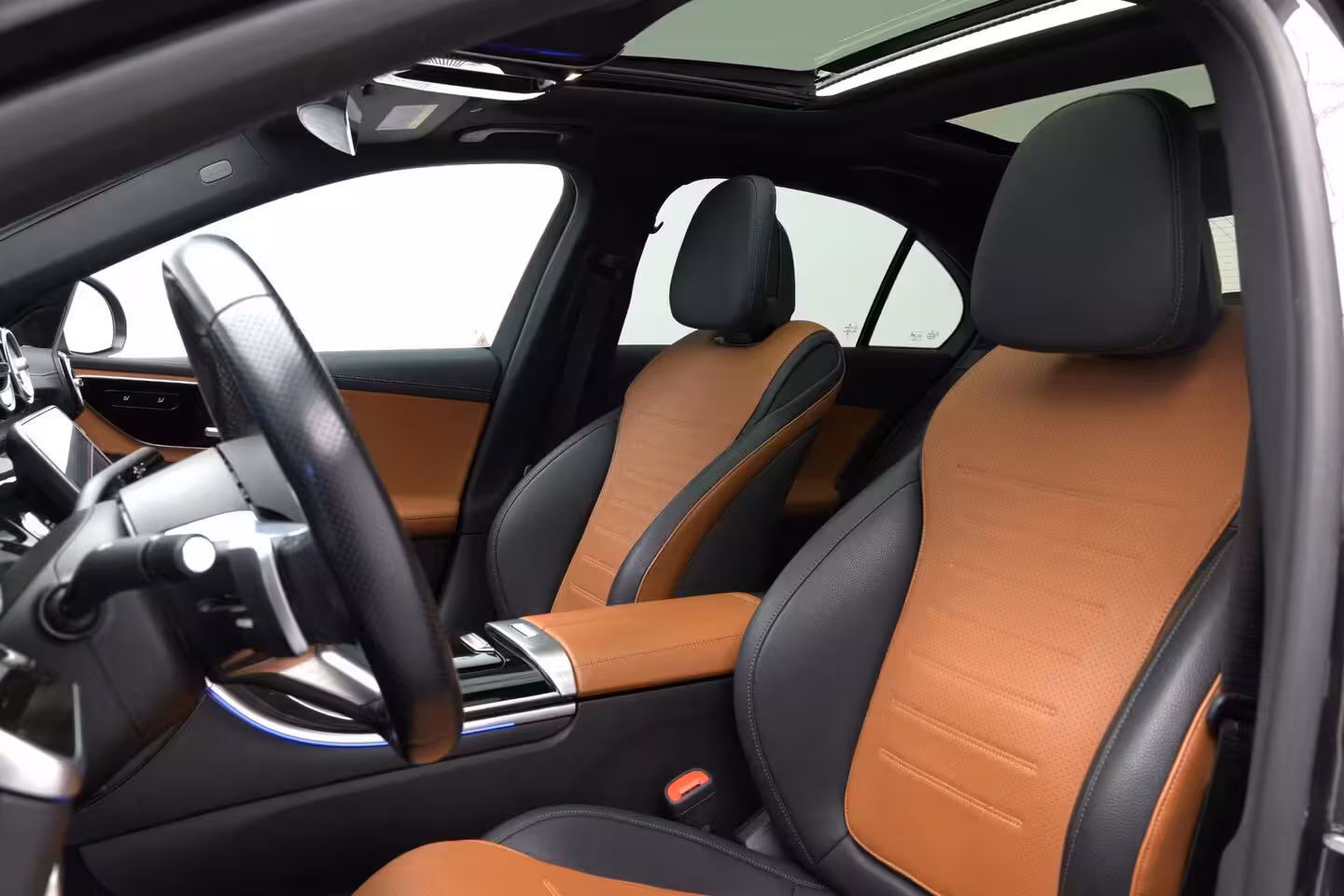 Mercedes-Benz C-klasse C300e AMG Line |Pano|Burmester|Ambient|Trekhaak|Leder|