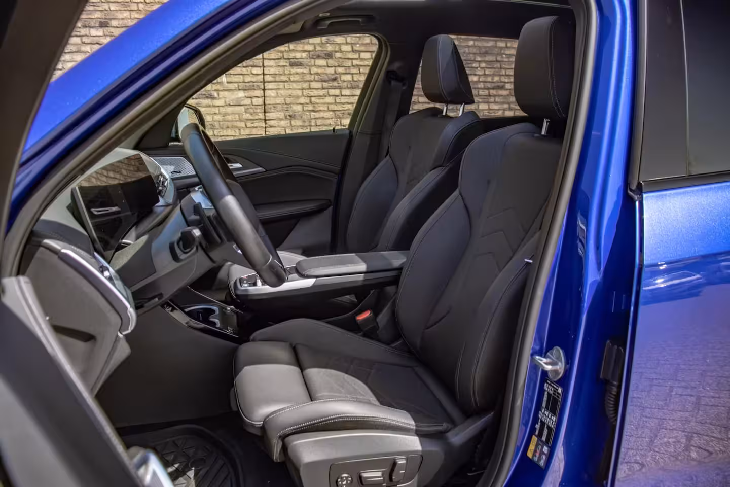 BMW X1 xDrive30e M-Sport, Full Option, Premium Select, Pano