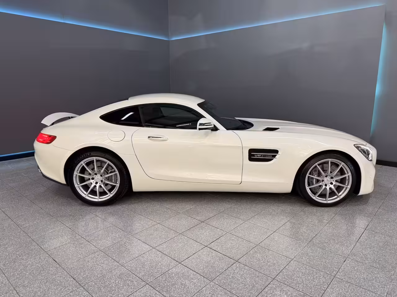 Mercedes-Benz AMG GT 4.0 | 462 pk | Diamant-wit Bright designo | 24.178 km