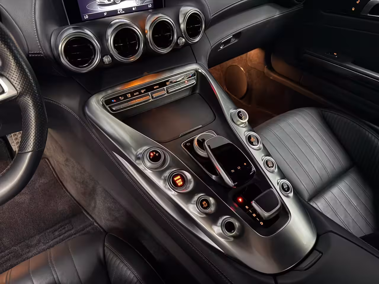 Mercedes-Benz AMG GT 4.0 | 462 pk | Diamant-wit Bright designo | 24.178 km
