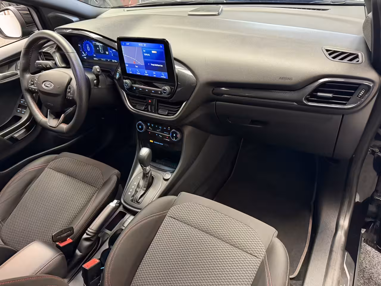 Ford Puma 1.0 ECOBOOST TITANIUM X AUTOMAAT NAVIGATIE ADAPTIVE CRUISE CONTROL APPLE CARPLAY/ANDROID R