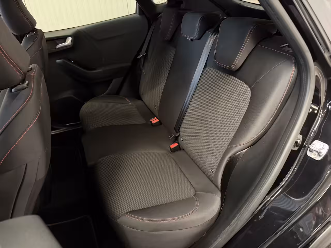 Ford Puma 1.0 ECOBOOST TITANIUM X AUTOMAAT NAVIGATIE ADAPTIVE CRUISE CONTROL APPLE CARPLAY/ANDROID R