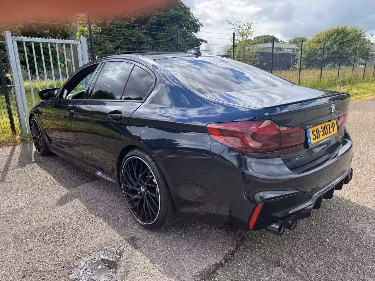 BMW 5-serie M550i xDrive High Exe 550PK B&O Performance Pack