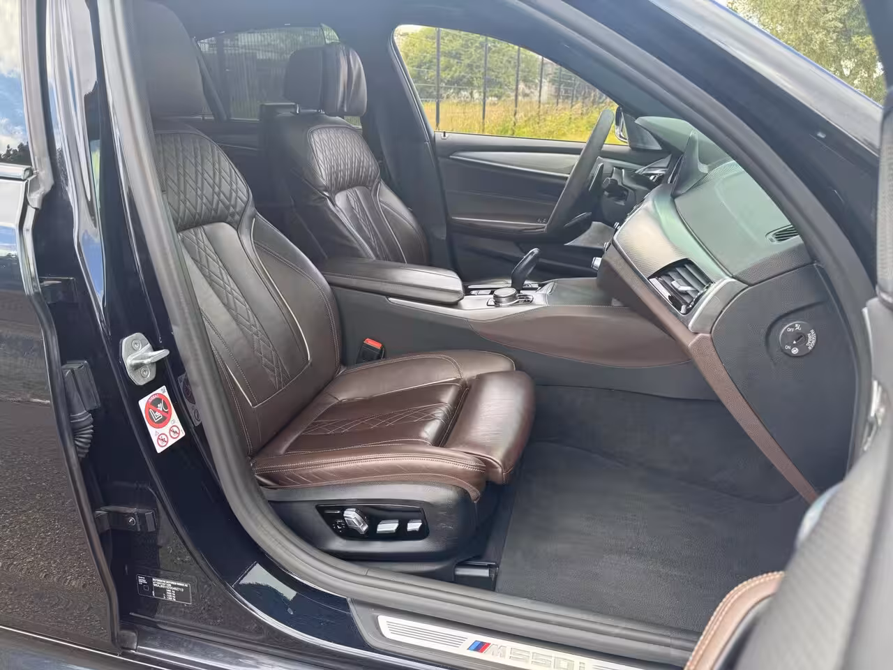 BMW 5-serie M550i xDrive High Exe 550PK B&O Performance Pack