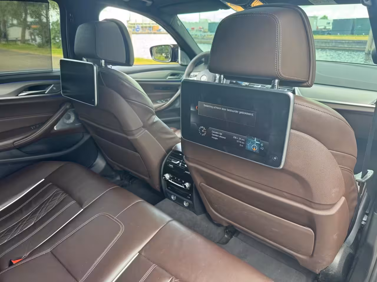 BMW 5-serie M550i xDrive High Exe 550PK B&O Performance Pack