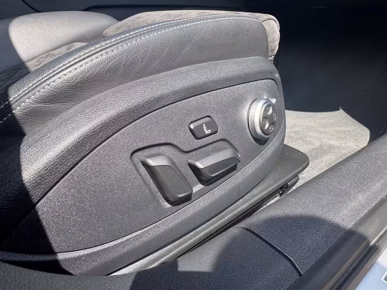 Audi S4 Avant 3.0 TDI quattro 1eig Dealeronderh RS stoelen MEGA VOL