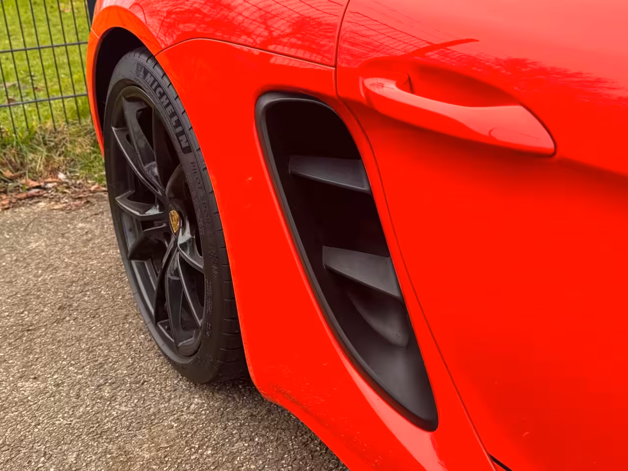 Porsche 718 Boxster S 2.5 350PK PDK Lava Orange Sportchrono PDLS 20Inch