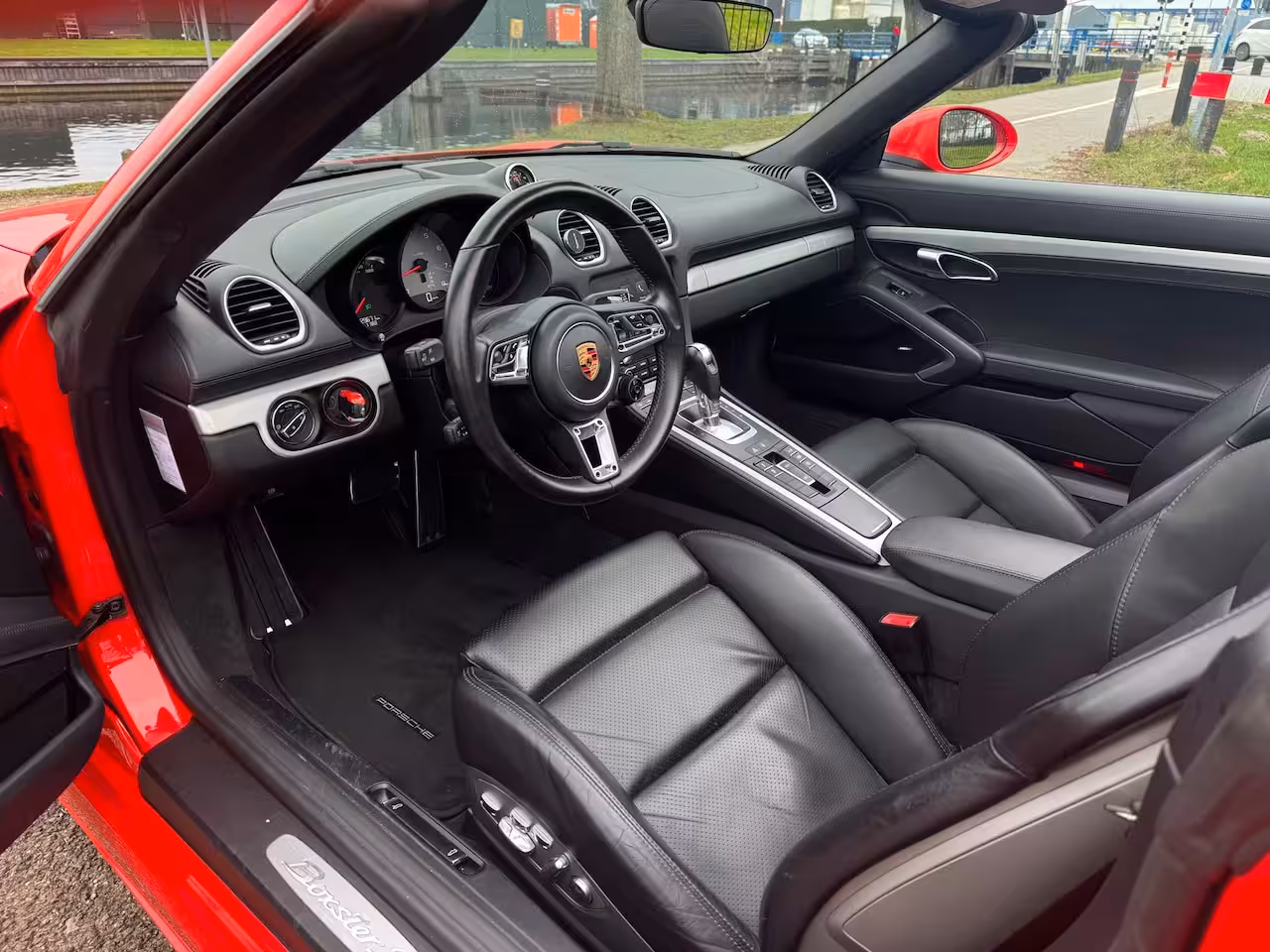 Porsche 718 Boxster S 2.5 350PK PDK Lava Orange Sportchrono PDLS 20Inch
