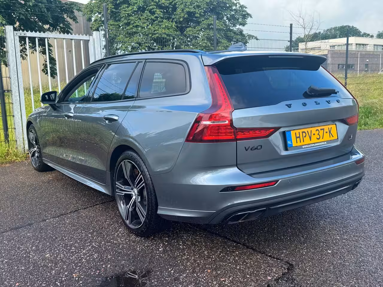 Volvo V60 2.0 T8 390PK Recharge AWD R-Design Panodak LED Trekhaak 19inch