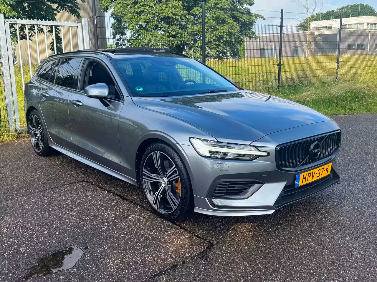 Volvo V60 2.0 T8 390PK Recharge AWD R-Design Panodak LED Trekhaak 19inch