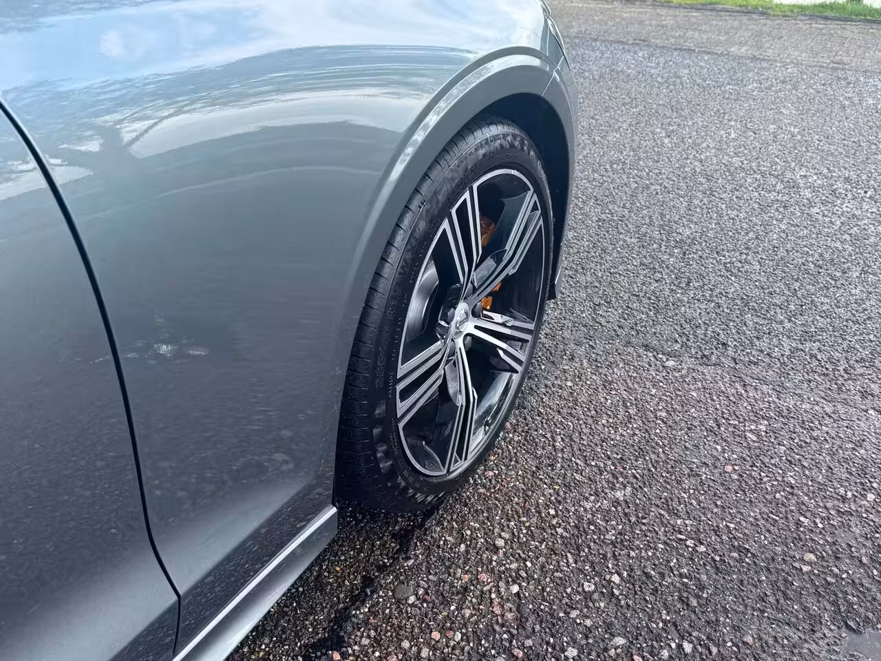 Volvo V60 2.0 T8 390PK Recharge AWD R-Design Panodak LED Trekhaak 19inch