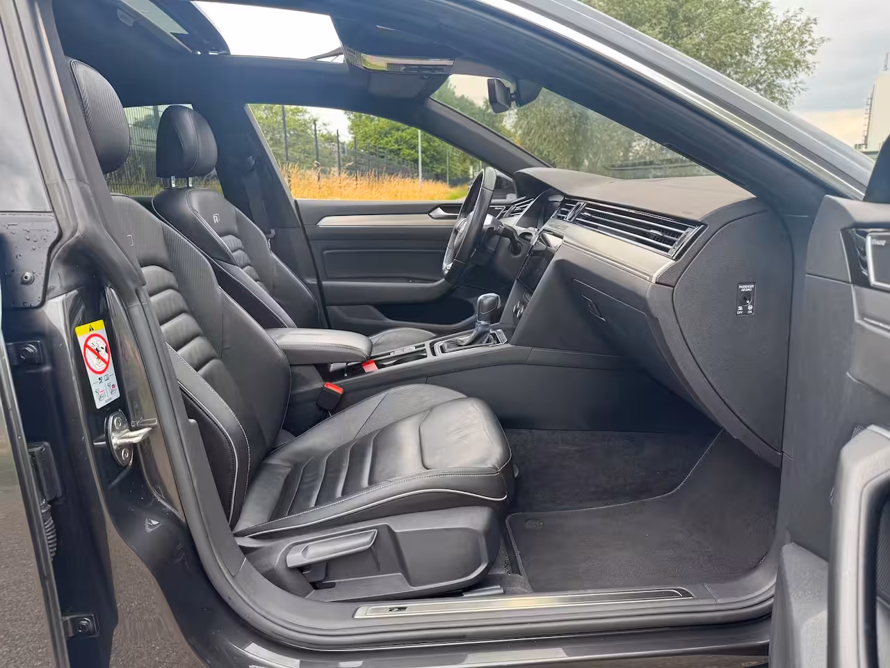 Volkswagen Arteon 2.0 TSI 4Motion Business R Panodak 20inch Dynaudio MEGA VOL