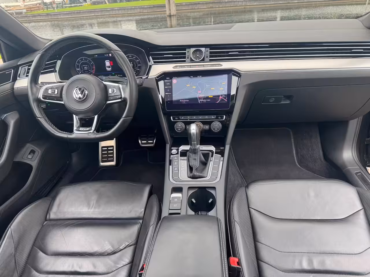 Volkswagen Arteon 2.0 TSI 4Motion Business R Panodak 20inch Dynaudio MEGA VOL
