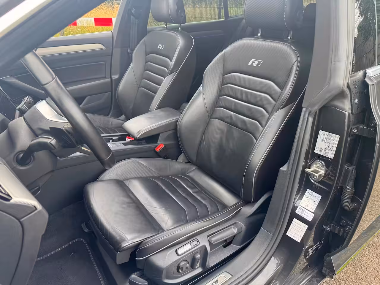 Volkswagen Arteon 2.0 TSI 4Motion Business R Panodak 20inch Dynaudio MEGA VOL