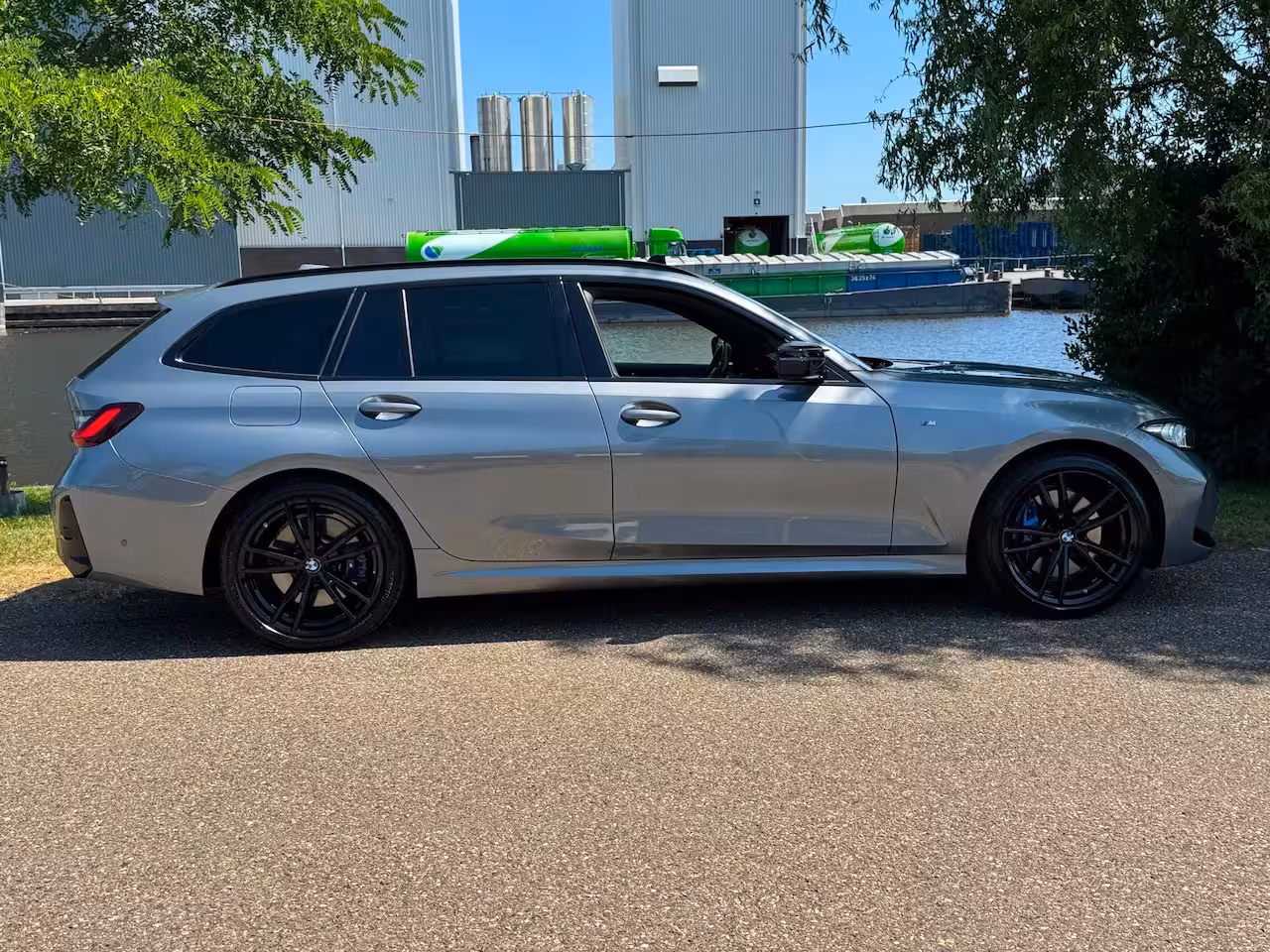 BMW 3-serie Touring 330i xDrive M Sport Laser Panodak Memory HuD VOL