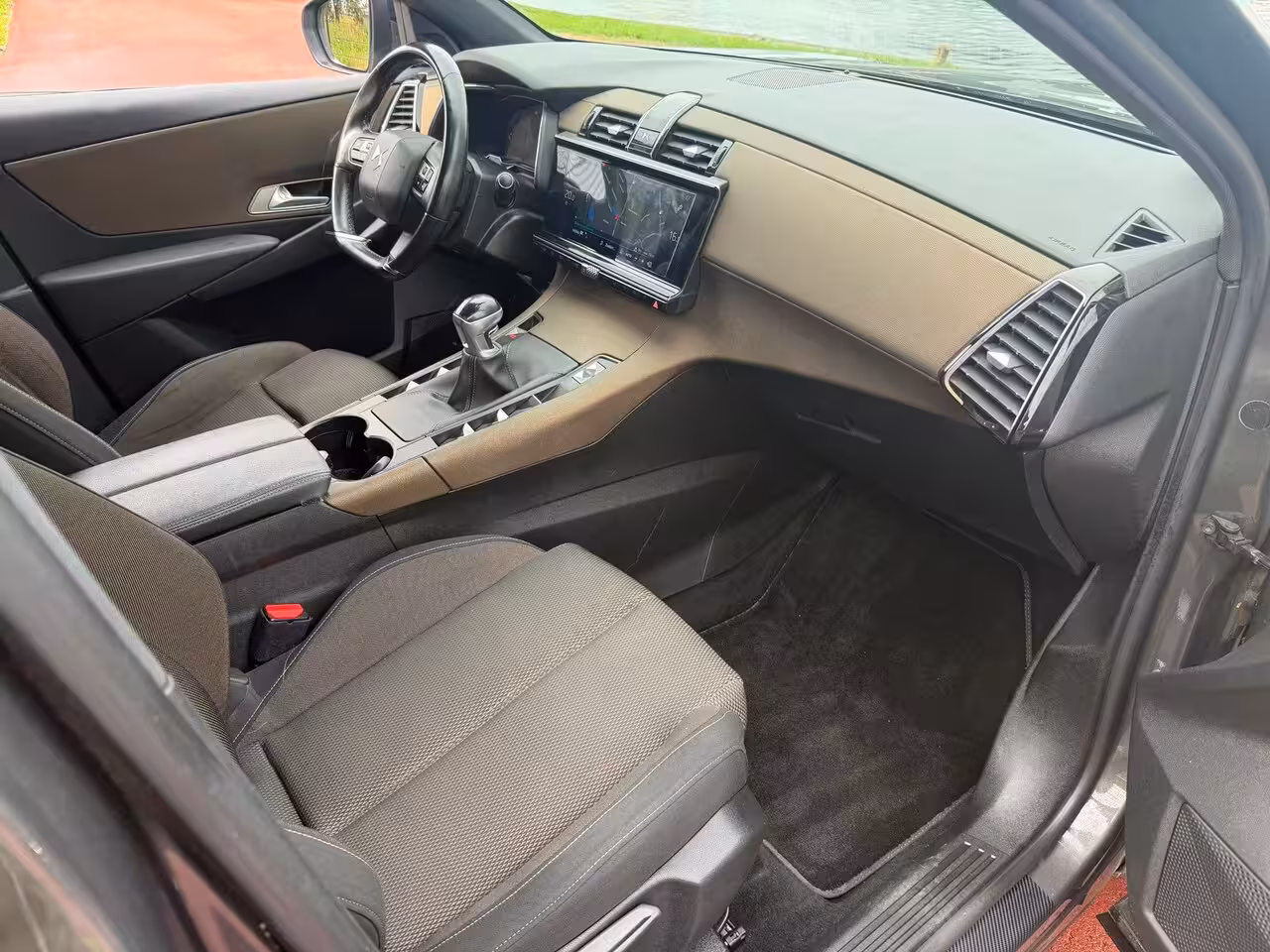 DS 7 Crossback 1.2 Turbo 130 Business NAP Trekhaak LED Keyless