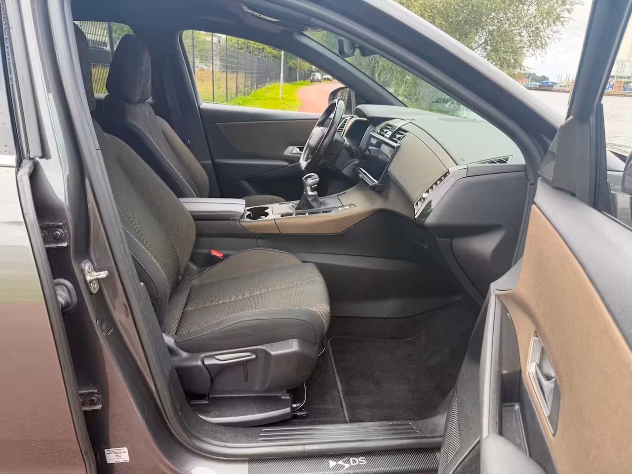DS 7 Crossback 1.2 Turbo 130 Business NAP Trekhaak LED Keyless