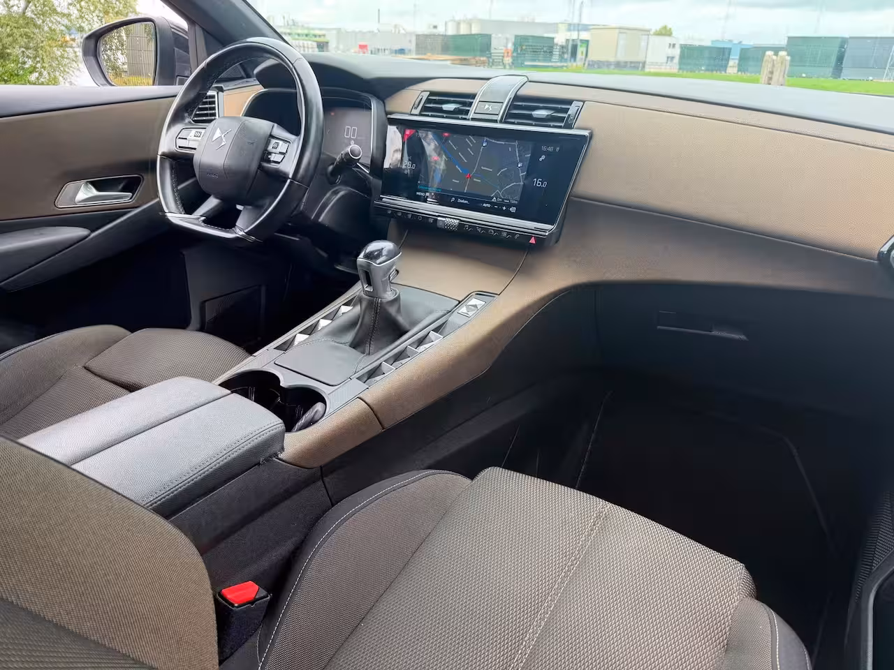DS 7 Crossback 1.2 Turbo 130 Business NAP Trekhaak LED Keyless
