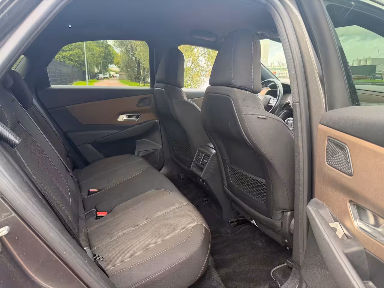DS 7 Crossback 1.2 Turbo 130 Business NAP Trekhaak LED Keyless