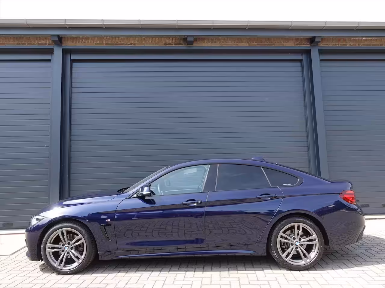 BMW 4-serie Gran Coupé (f36) 418i M Sport RIJKLAAR/CARBON/INDIVIDUAL/CAMERA/LED/STOELVERWARMING