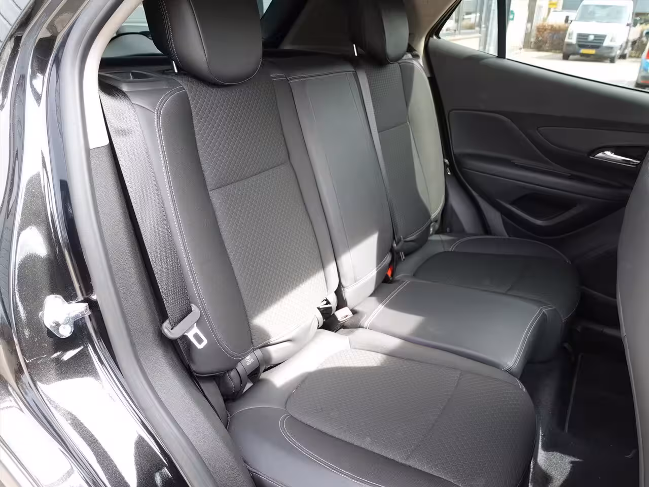 Opel Mokka X 1.4 Turbo 140pk Black Edition AUT RIJKLAAR/STUUR/STOEL VERWARMING/KEYLESS/SCHUIFKANTEL DAK