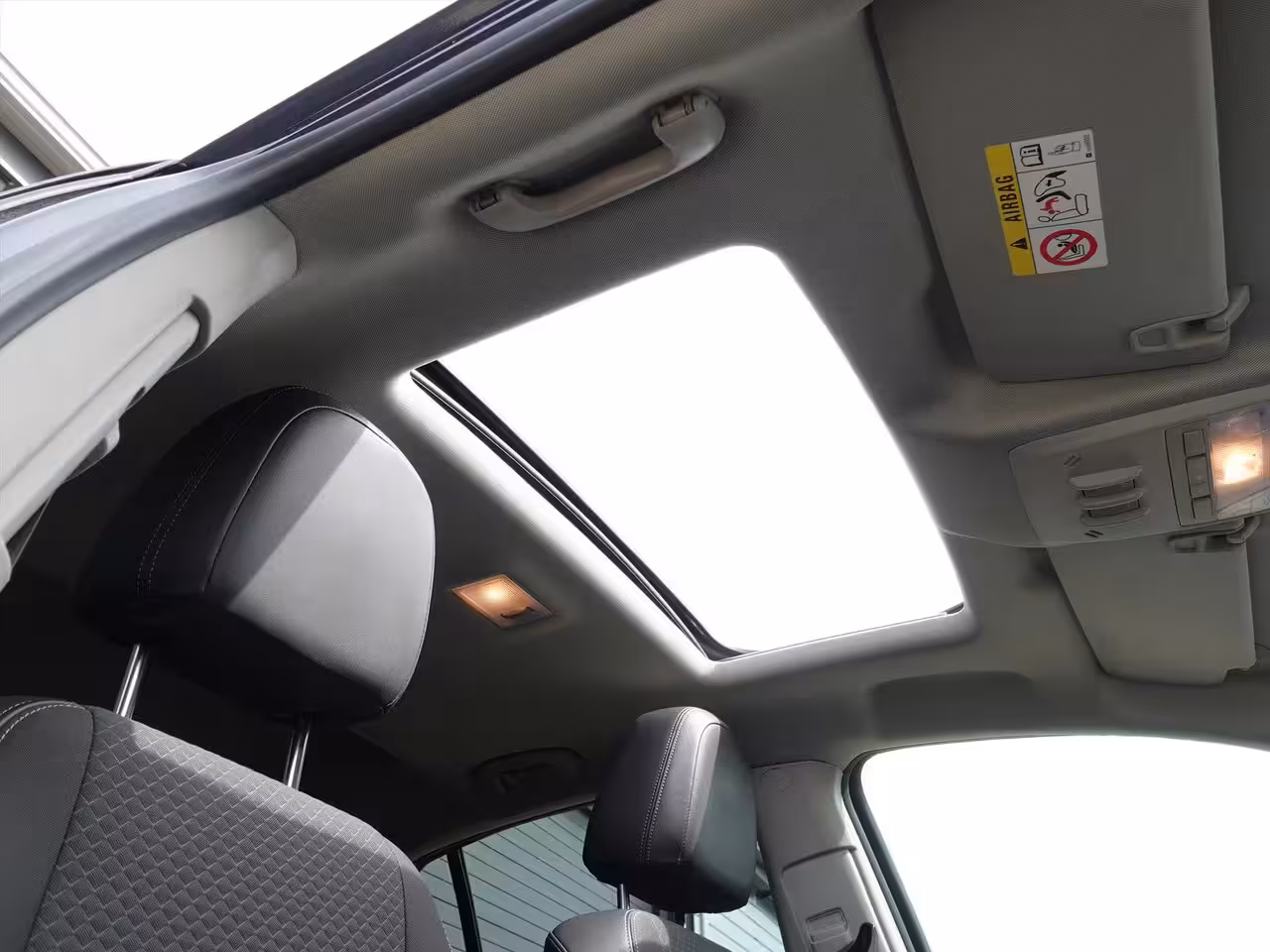Opel Mokka X 1.4 Turbo 140pk Black Edition AUT RIJKLAAR/STUUR/STOEL VERWARMING/KEYLESS/SCHUIFKANTEL DAK