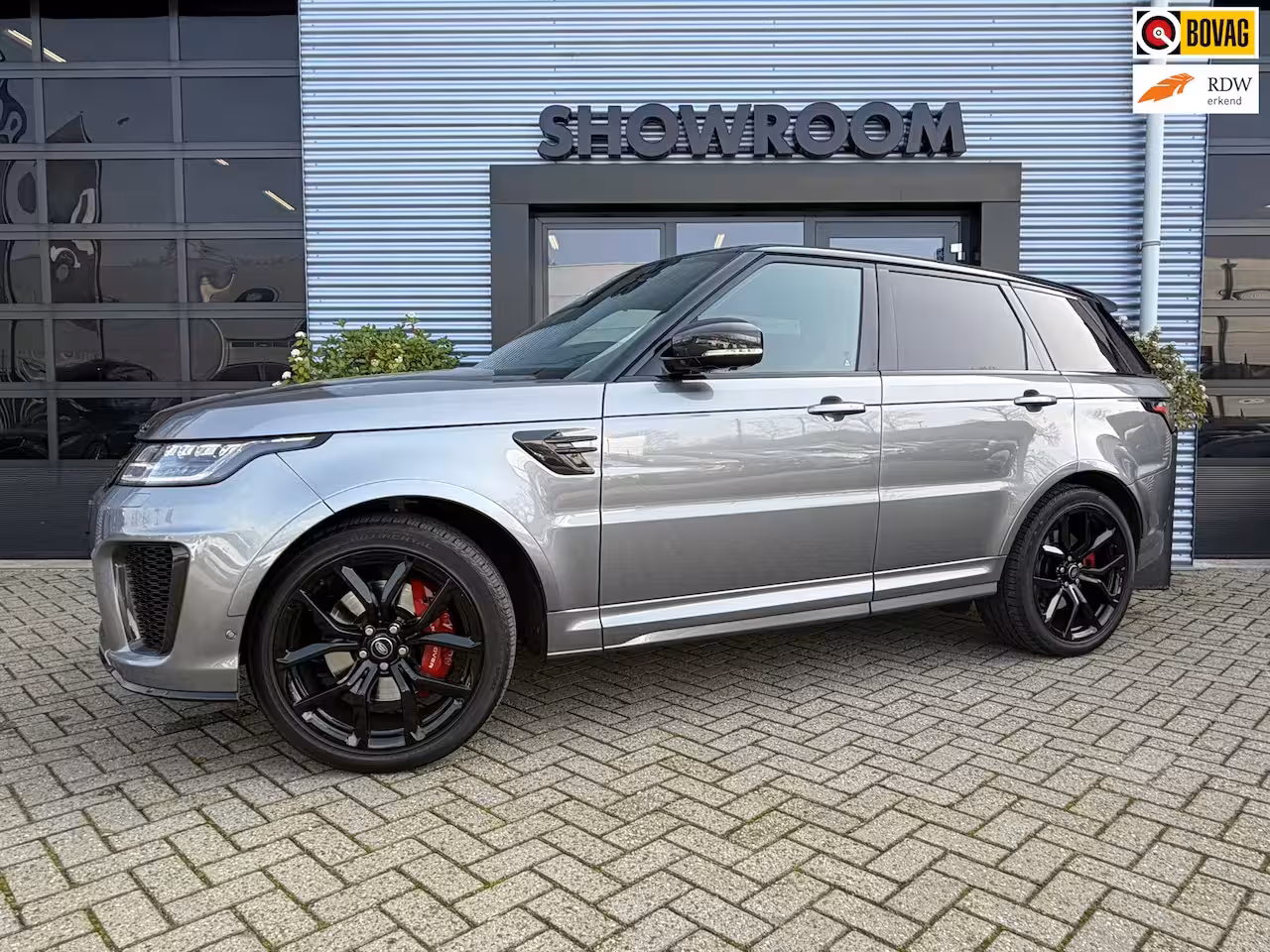 Land Rover Range Rover Sport P575 SVR Carbon Edition Suede hemel|Apple Carplay|Stoelverwarming en koeling|Pano|Head up