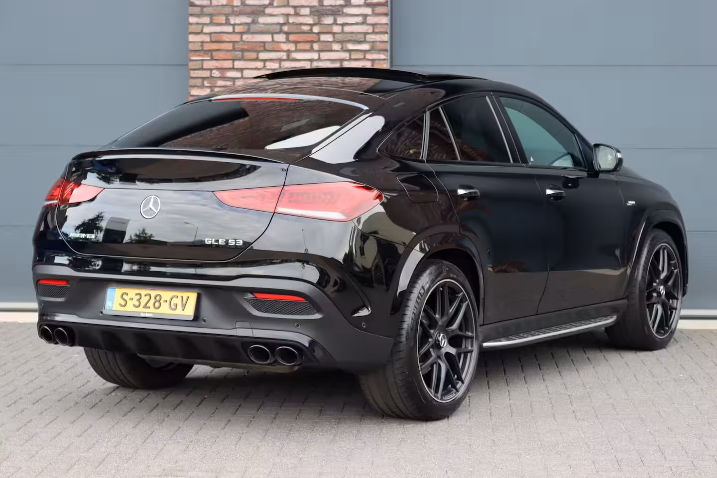 Mercedes-Benz GLE-Klasse Coupé AMG 53 4MATIC+ | Luchtvering | Distronic+ | Panoramadak | HUD | Stoelventilatie | Surround