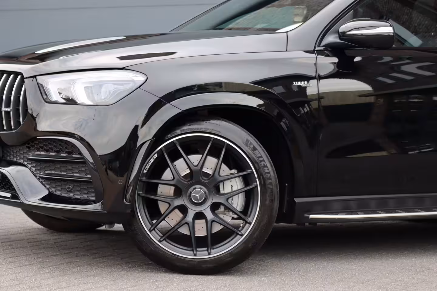 Mercedes-Benz GLE-Klasse Coupé AMG 53 4MATIC+ | Luchtvering | Distronic+ | Panoramadak | HUD | Stoelventilatie | Surround