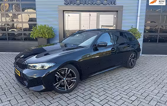 BMW 3-serie Touring 318i M-Pakket|AUTOMAAT|PANO|HARMAN/KARDON|CAMERA|LEDER/ALCANTARA