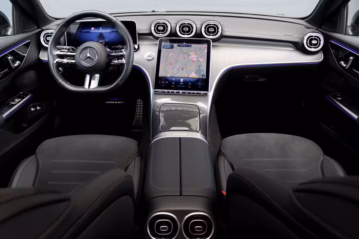 Mercedes-Benz C-klasse Estate 300 e AMG Line | Distronic | Panoramadak | Memory | Surround Camera | Verwarmd Stuurwiel |