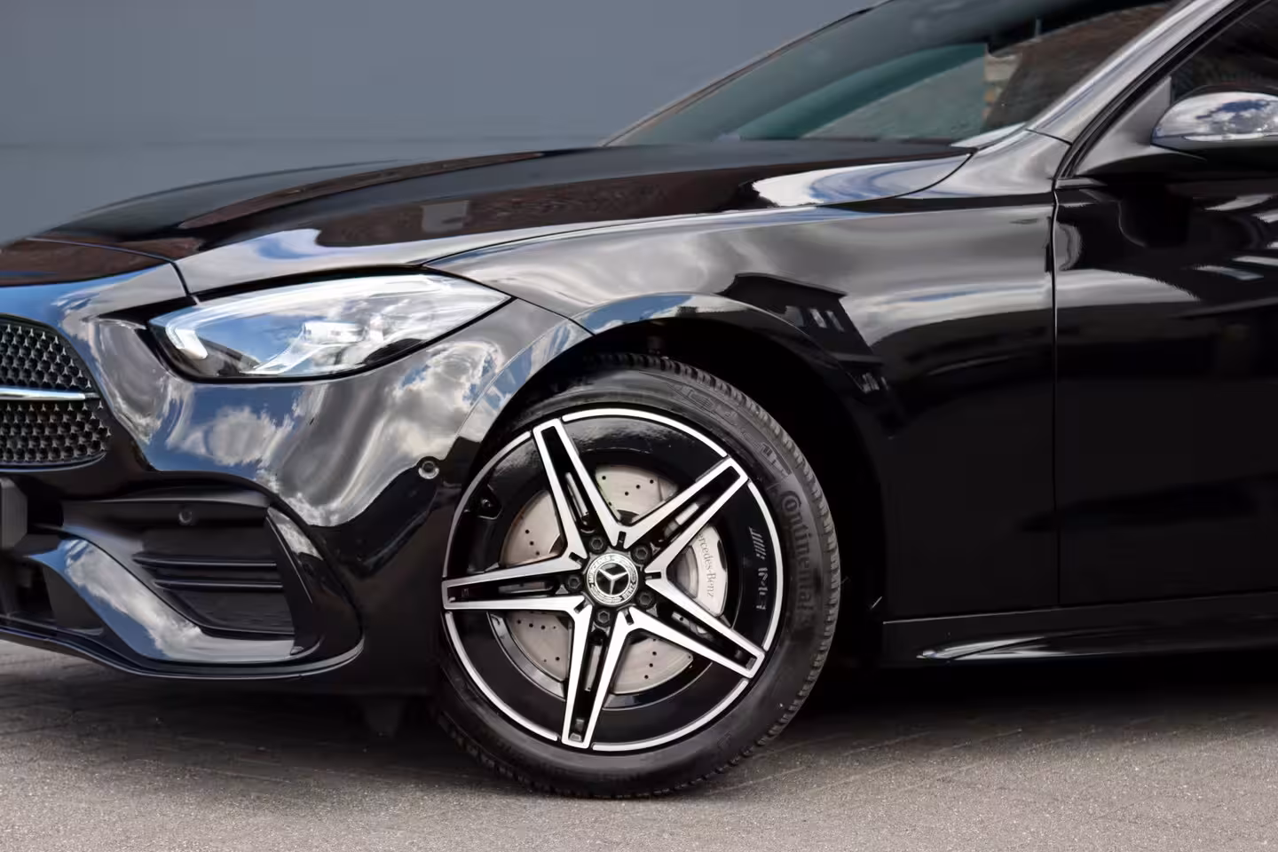 Mercedes-Benz C-klasse Estate 300 e AMG Line | Distronic | Panoramadak | Memory | Surround Camera | Verwarmd Stuurwiel |