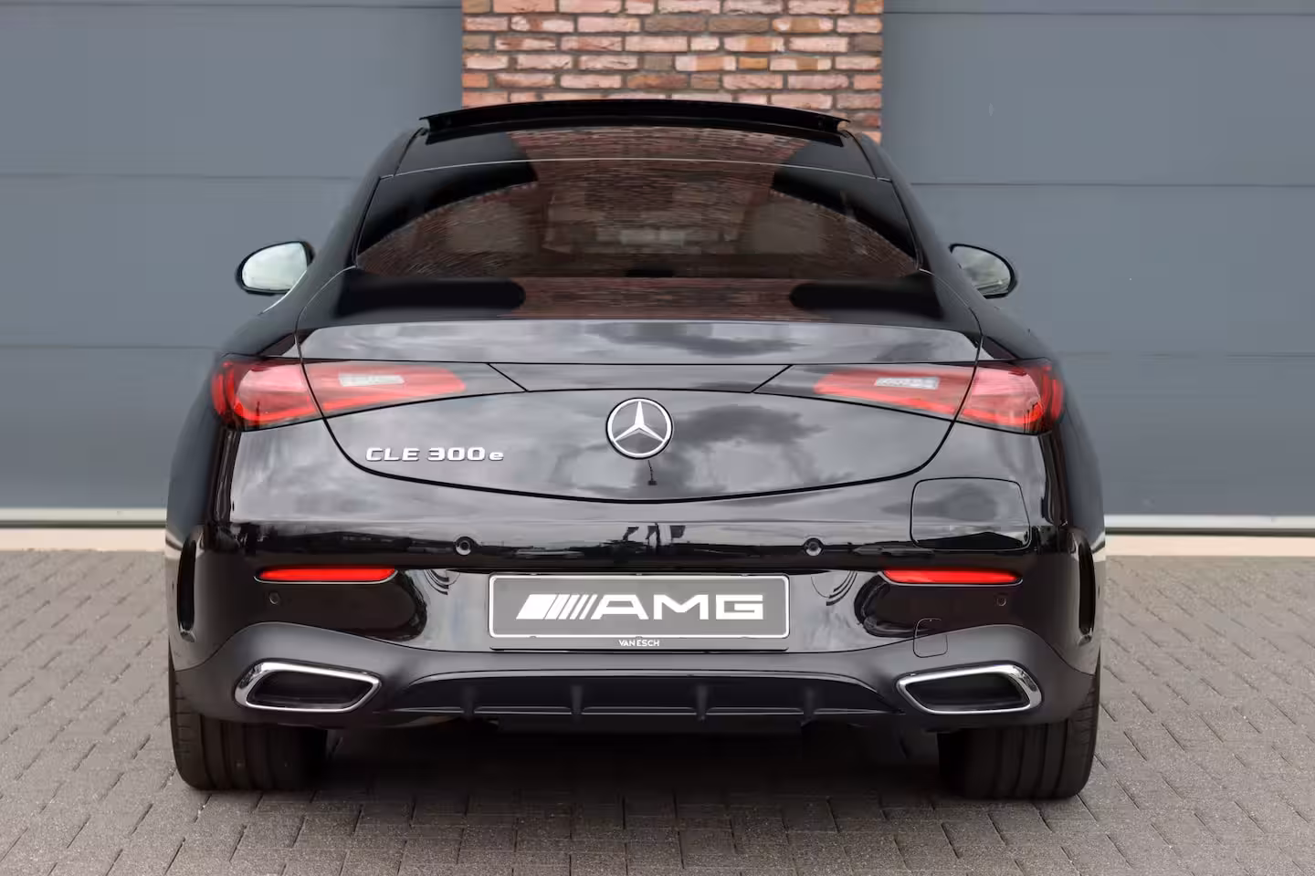 Mercedes-Benz CLE Coupé 300 e AMG Line | Panoramadak | Distronic | Massage | Stoelventilatie | Digital Light | Ver