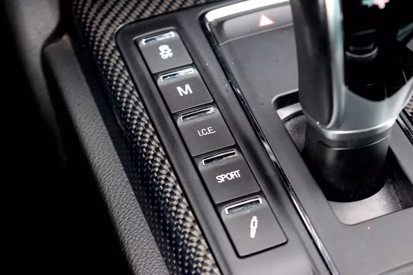 Maserati Ghibli 3.0 S Q4 | Carbon | Bowers&Wilkins | Stoelventilatie | Memory | Variabel Onderstel | Apple