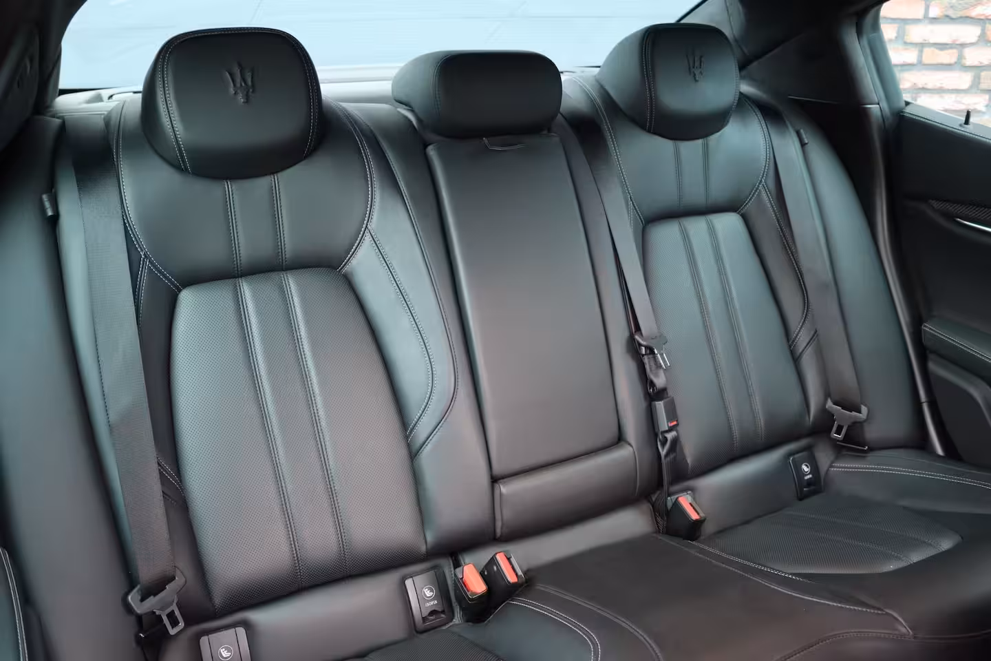 Maserati Ghibli 3.0 S Q4 | Carbon | Bowers&Wilkins | Stoelventilatie | Memory | Variabel Onderstel | Apple