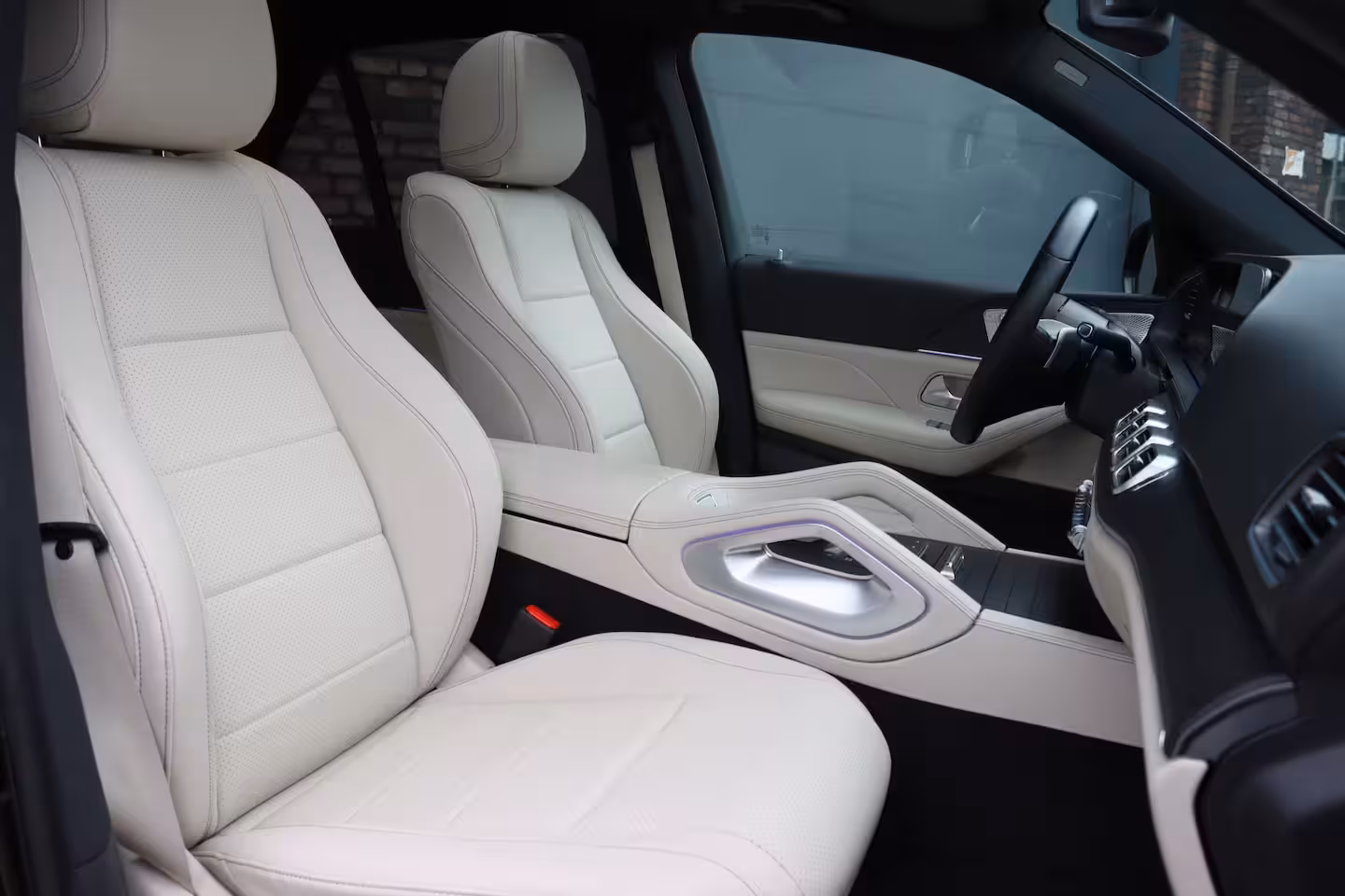 Mercedes-Benz GLE-Klasse 400 e 4MATIC AMG Line | Luchtvering | Distronic | Burmester | Verwarmd Stuurwiel | Panoram