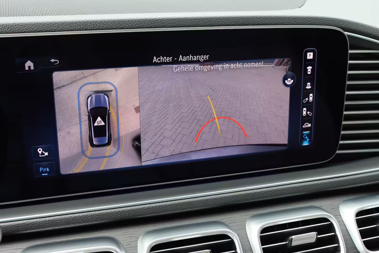Mercedes-Benz GLE-Klasse 400 e 4MATIC AMG Line | Luchtvering | Distronic | Burmester | Verwarmd Stuurwiel | Panoram