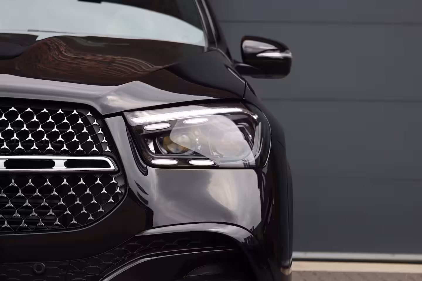Mercedes-Benz GLE-Klasse 400 e 4MATIC AMG Line | Luchtvering | Distronic | Burmester | Verwarmd Stuurwiel | Panoram
