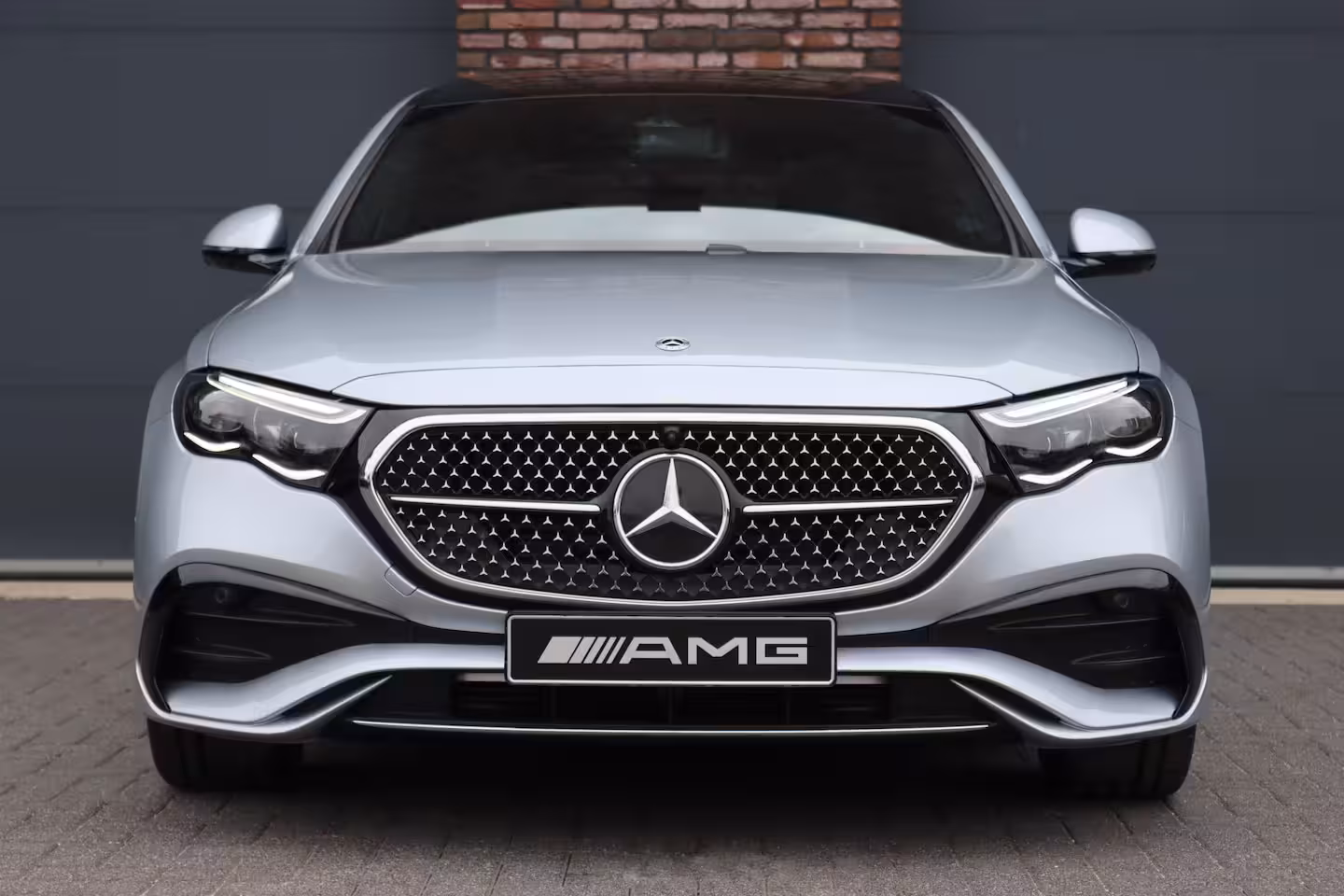 Mercedes-Benz E-klasse 220 d AMG Line | Hyperscreen | Distronic | Memory | Burmester | HUD | 3D-Display | Panoram