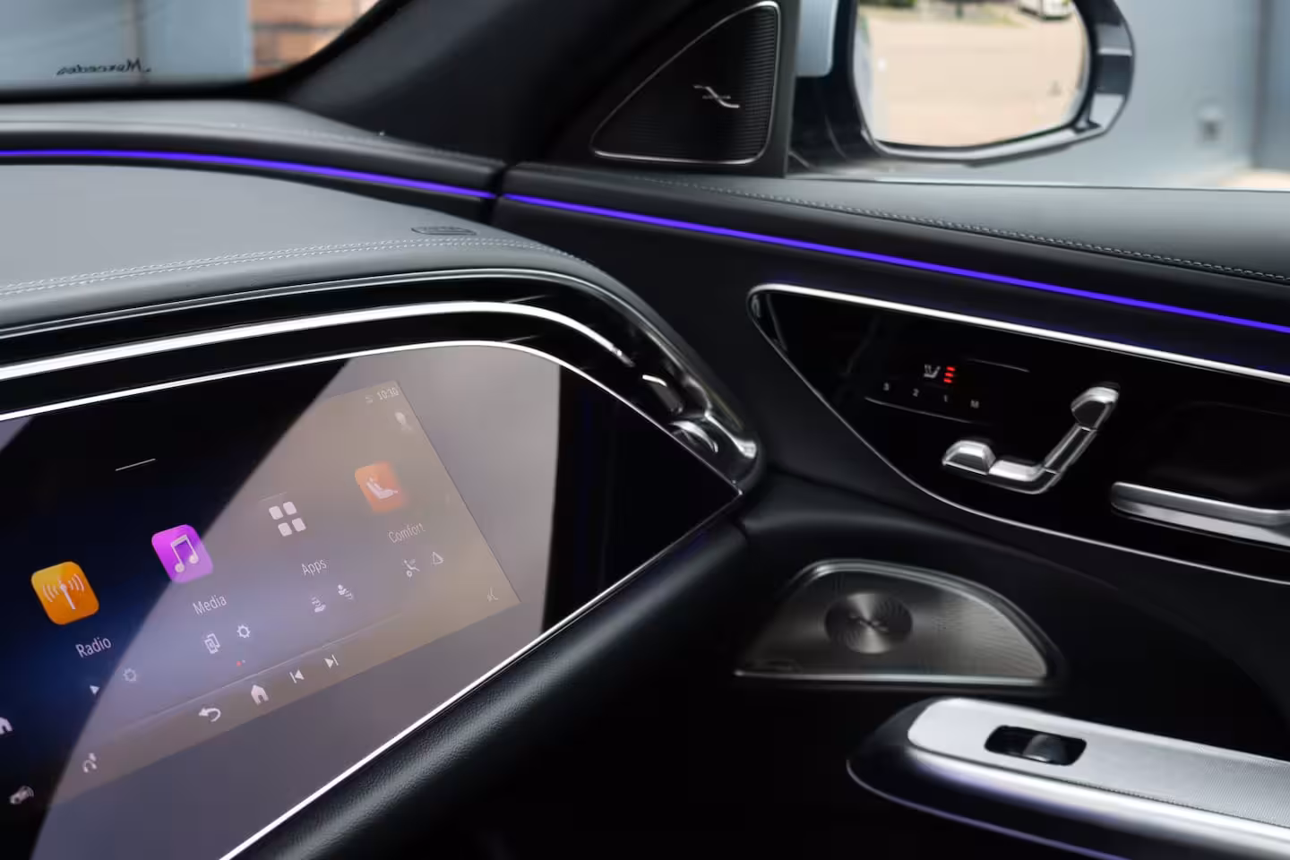 Mercedes-Benz E-klasse 220 d AMG Line | Hyperscreen | Distronic | Memory | Burmester | HUD | 3D-Display | Panoram