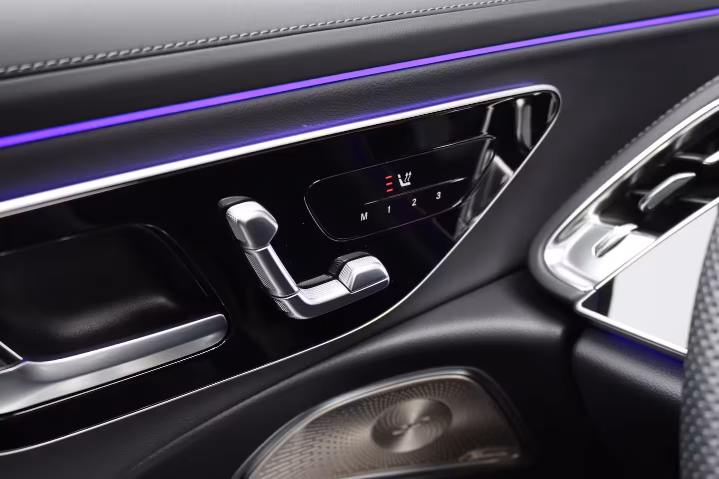 Mercedes-Benz E-klasse 220 d AMG Line | Hyperscreen | Distronic | Memory | Burmester | HUD | 3D-Display | Panoram