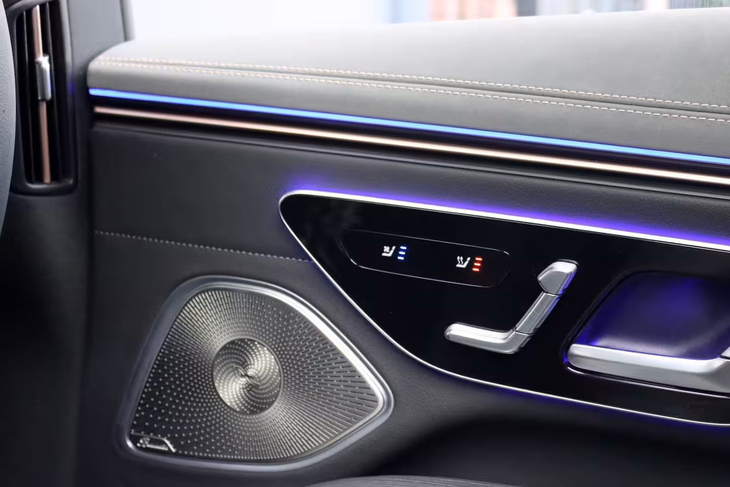 Mercedes-Benz EQS 500 4MATIC AMG Line 108 kWh | Luchtvering | Distronic+ | Hyperscreen | Achterasbesturing |