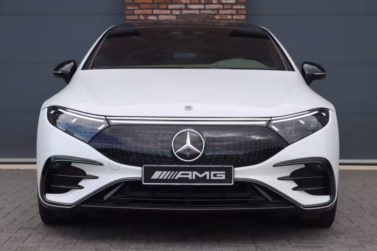 Mercedes-Benz EQS 500 4MATIC AMG Line 108 kWh | Luchtvering | Distronic+ | Hyperscreen | Achterasbesturing |