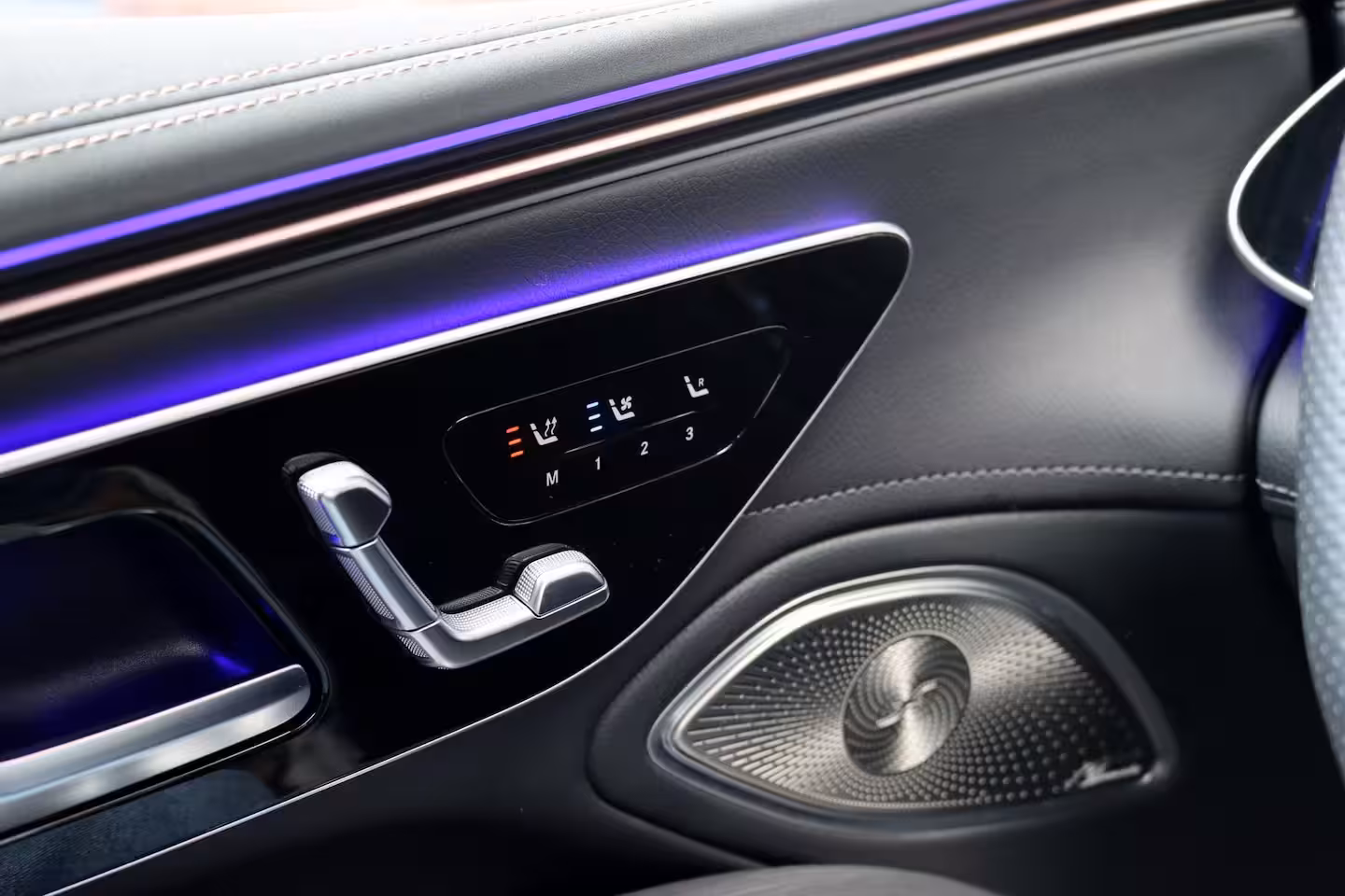 Mercedes-Benz EQS 500 4MATIC AMG Line 108 kWh | Luchtvering | Distronic+ | Hyperscreen | Achterasbesturing |