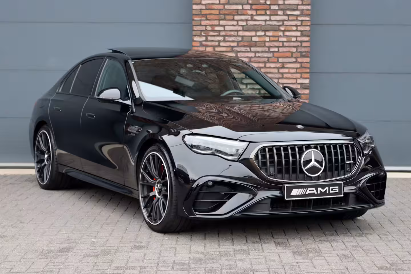 Mercedes-Benz E-klasse AMG 53 4MATIC+ Premium | 612pk | AMG Dynamic Plus | Hyperscreen | Achterasbesturing | Dist