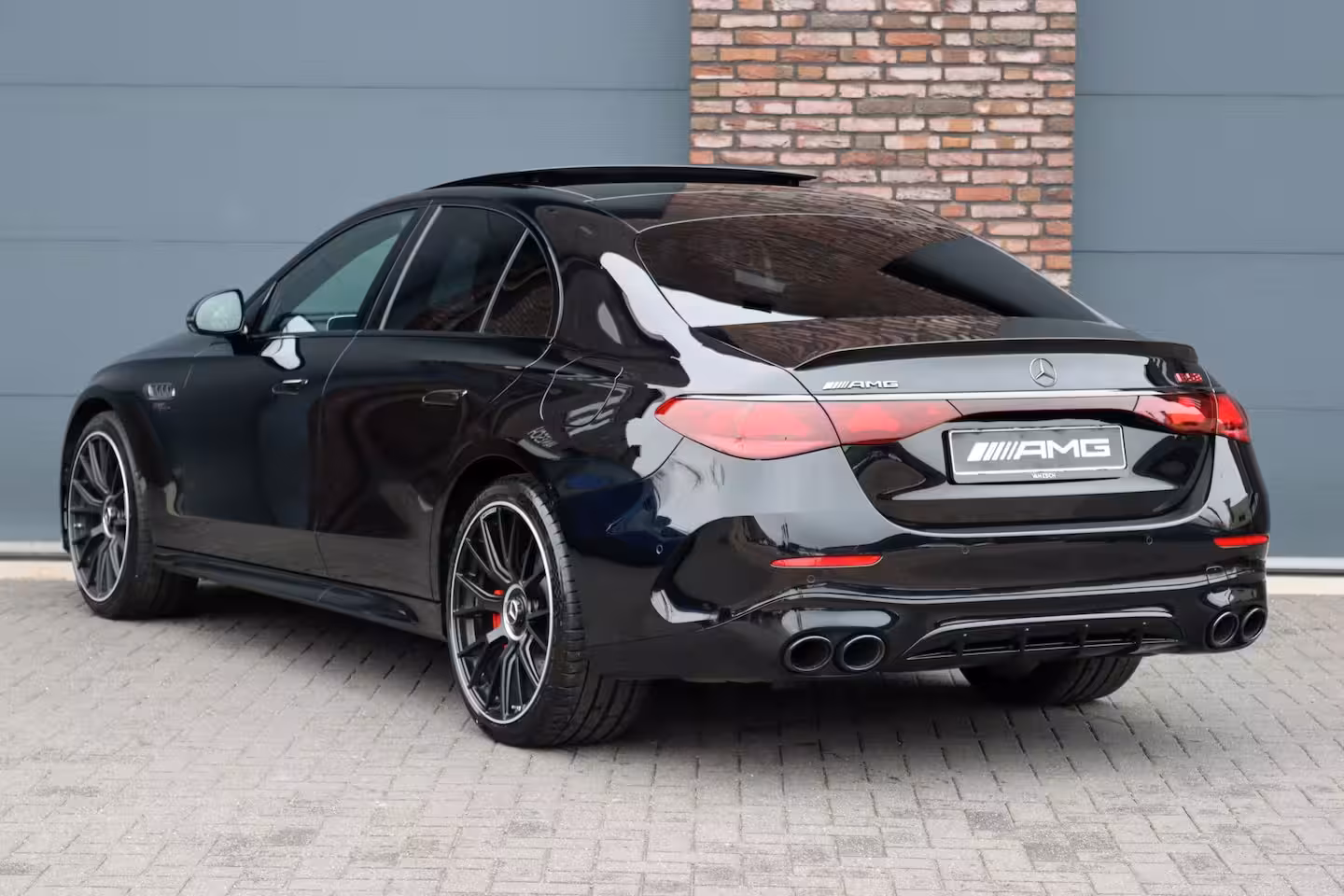 Mercedes-Benz E-klasse AMG 53 4MATIC+ Premium | 612pk | AMG Dynamic Plus | Hyperscreen | Achterasbesturing | Dist