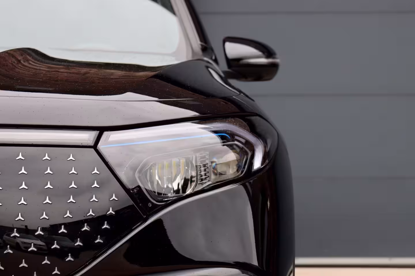 Mercedes-Benz EQB 350 4MATIC AMG Line 71 kWh | Panoramadak | Leder | Memory | Burmester | HUD | Trekhaak | S