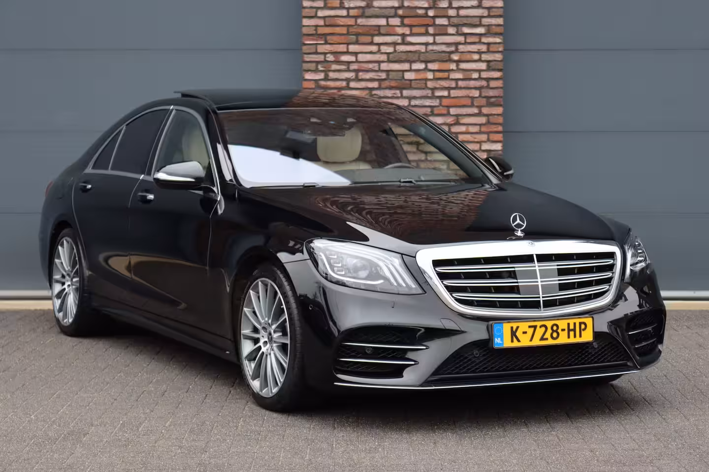 Mercedes-Benz S-klasse 560 AMG Line Premium | V8 | Active Body Control | Distronic+ | HUD | Panoramadak | Burmest