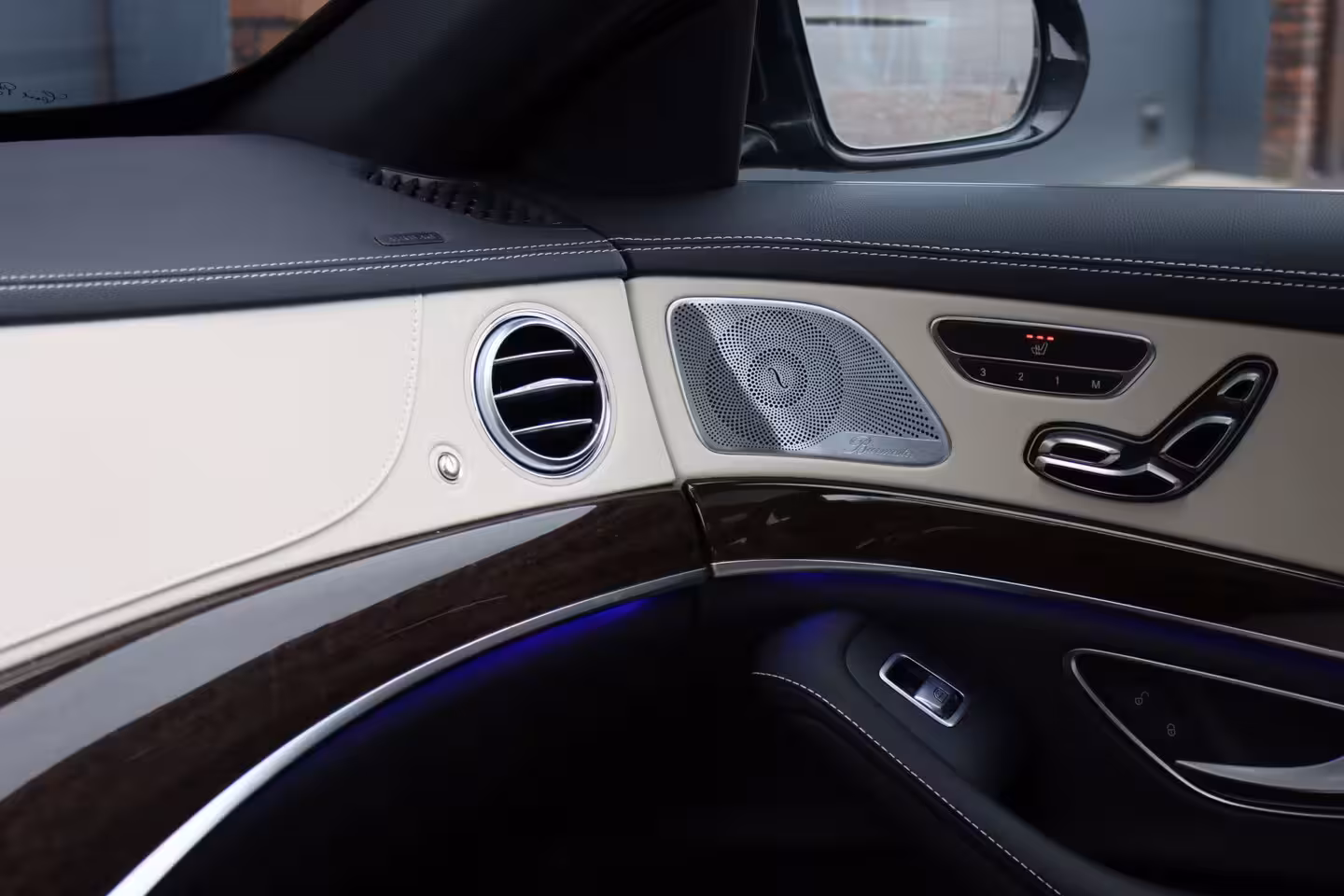 Mercedes-Benz S-klasse 560 AMG Line Premium | V8 | Active Body Control | Distronic+ | HUD | Panoramadak | Burmest